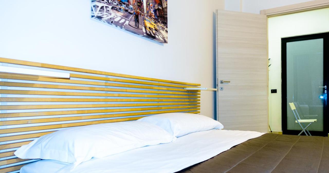Suite In Center ปาแลร์โม ภายนอก รูปภาพ